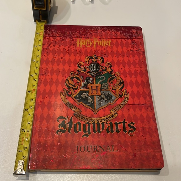 Harry Potter Hogwarts Journal - Picture 7 of 7